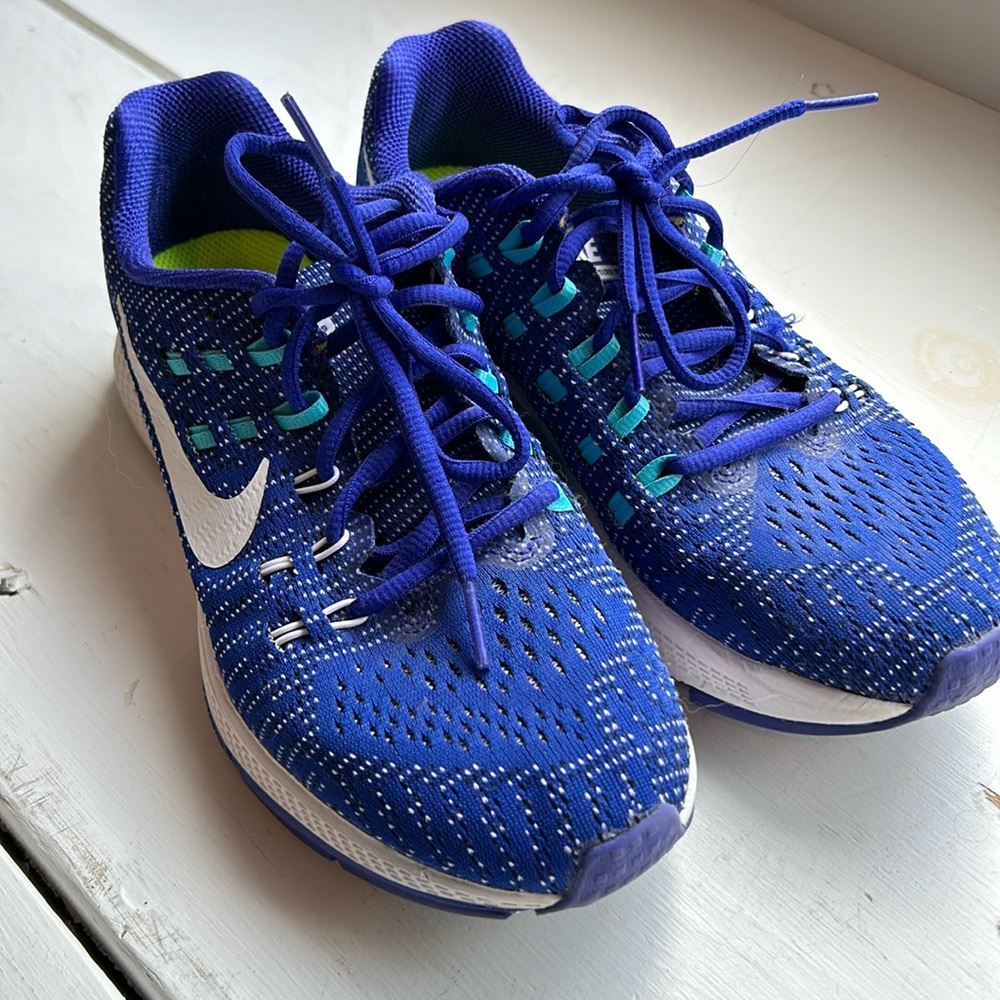 Nike Zoom Structure 19 Sneakers Women’s US 7.5 (Eur 38.5) Cobalt Blue. LN